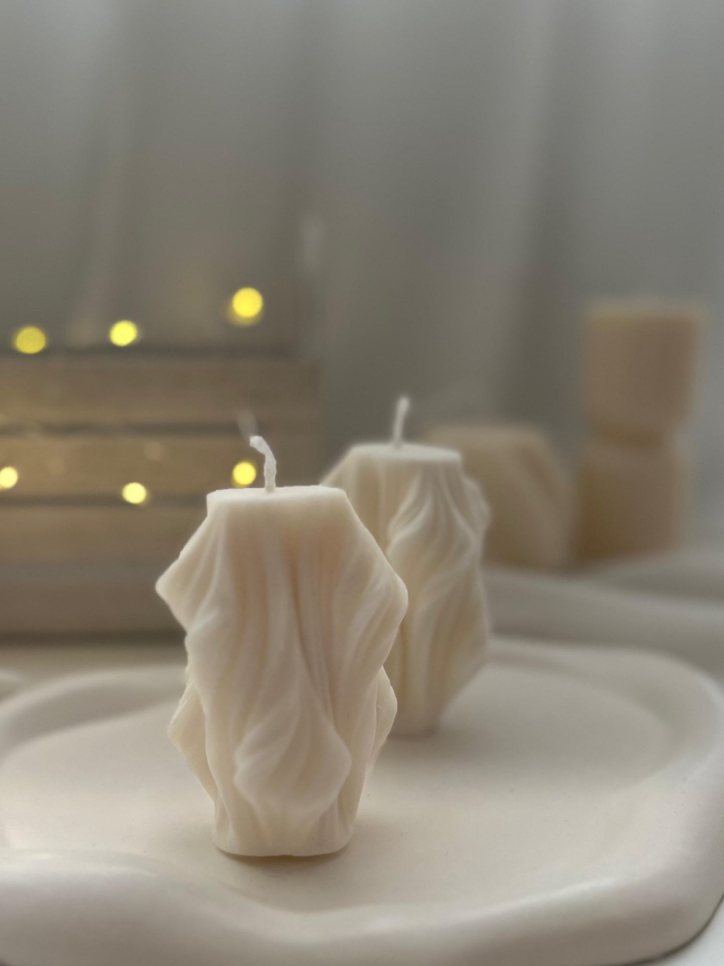 MIA - Geschwungene Kerze