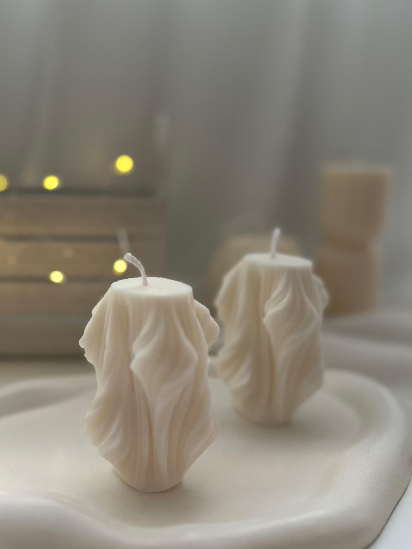 MIA - Geschwungene Kerze